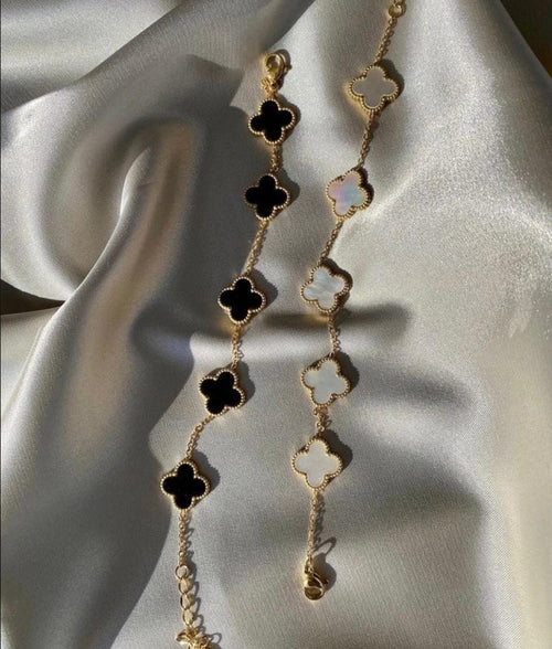 Black Clover Chain Bracelet